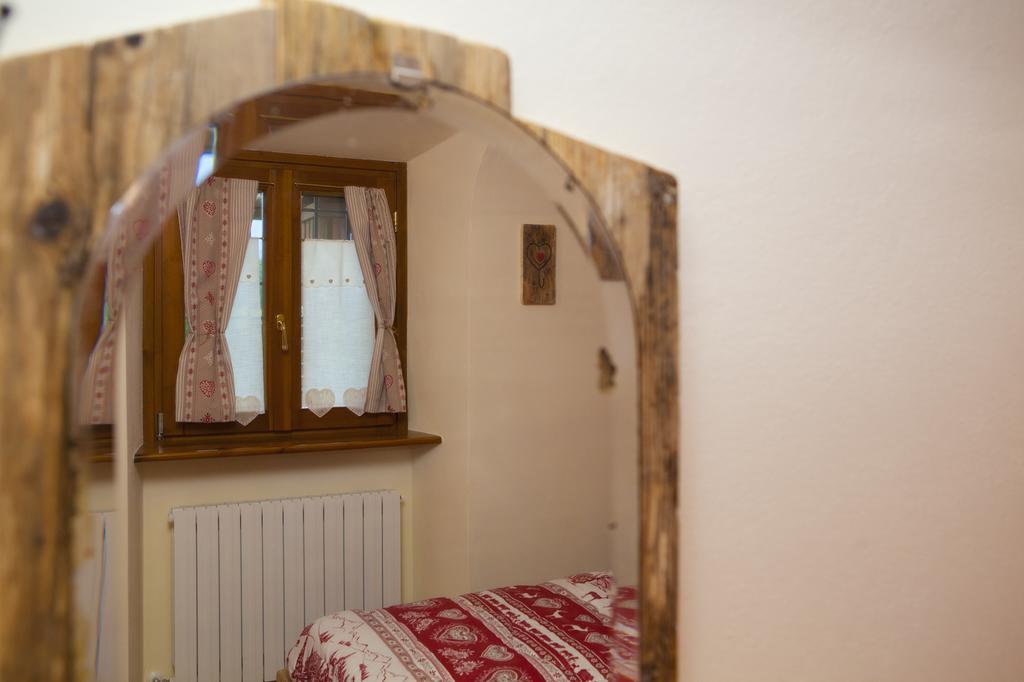Cottage Casa Felice Clusone Szoba fotó